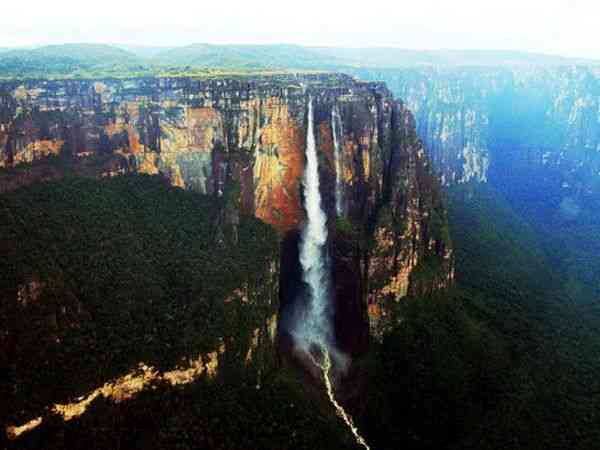 El Salto Ángel: A Place Known as the Paradise in Venezuela